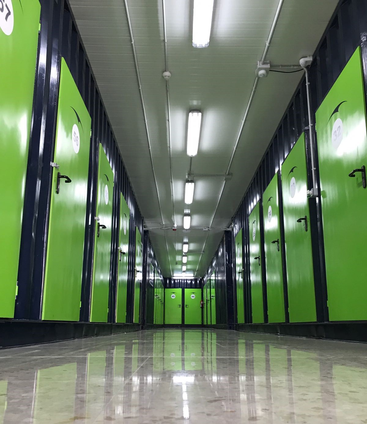 Islatrans, Mudanzas, Alquiler de trasteros, Guardamuebles en Málaga